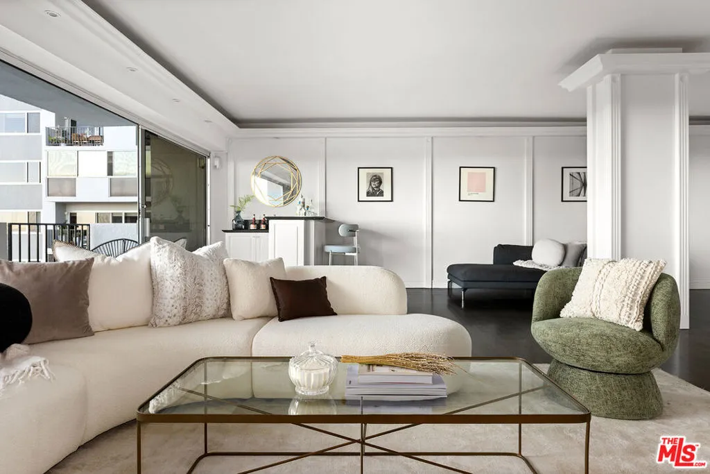 10450 Wilshire Boulevard 8a, Los Angeles, California 90024 home-pic-4